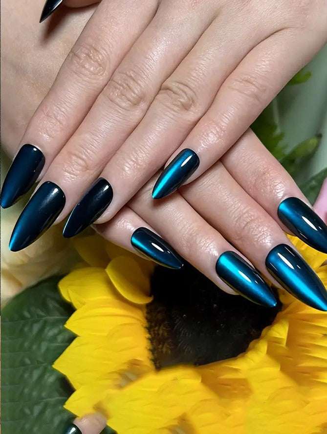 Azure Cat Eye 3D Magnetic Press On Fake Nails