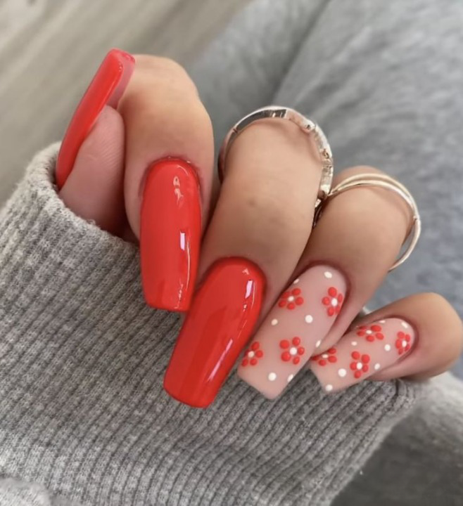 Matte Red Floral Press on Fake Artificial Nails / tns698