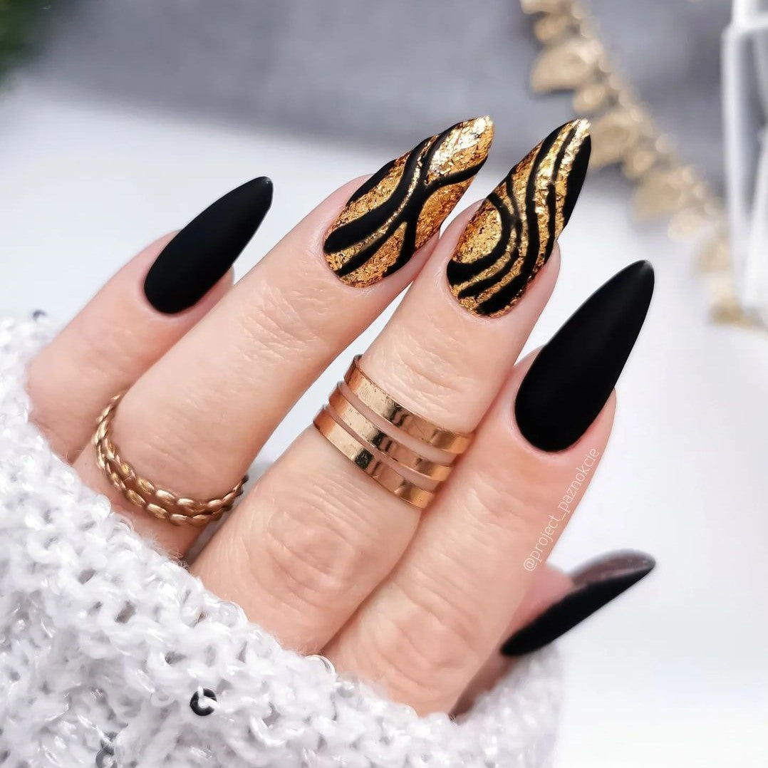 Matte Black Glitter Swirls Press on Fake Nails // tns492