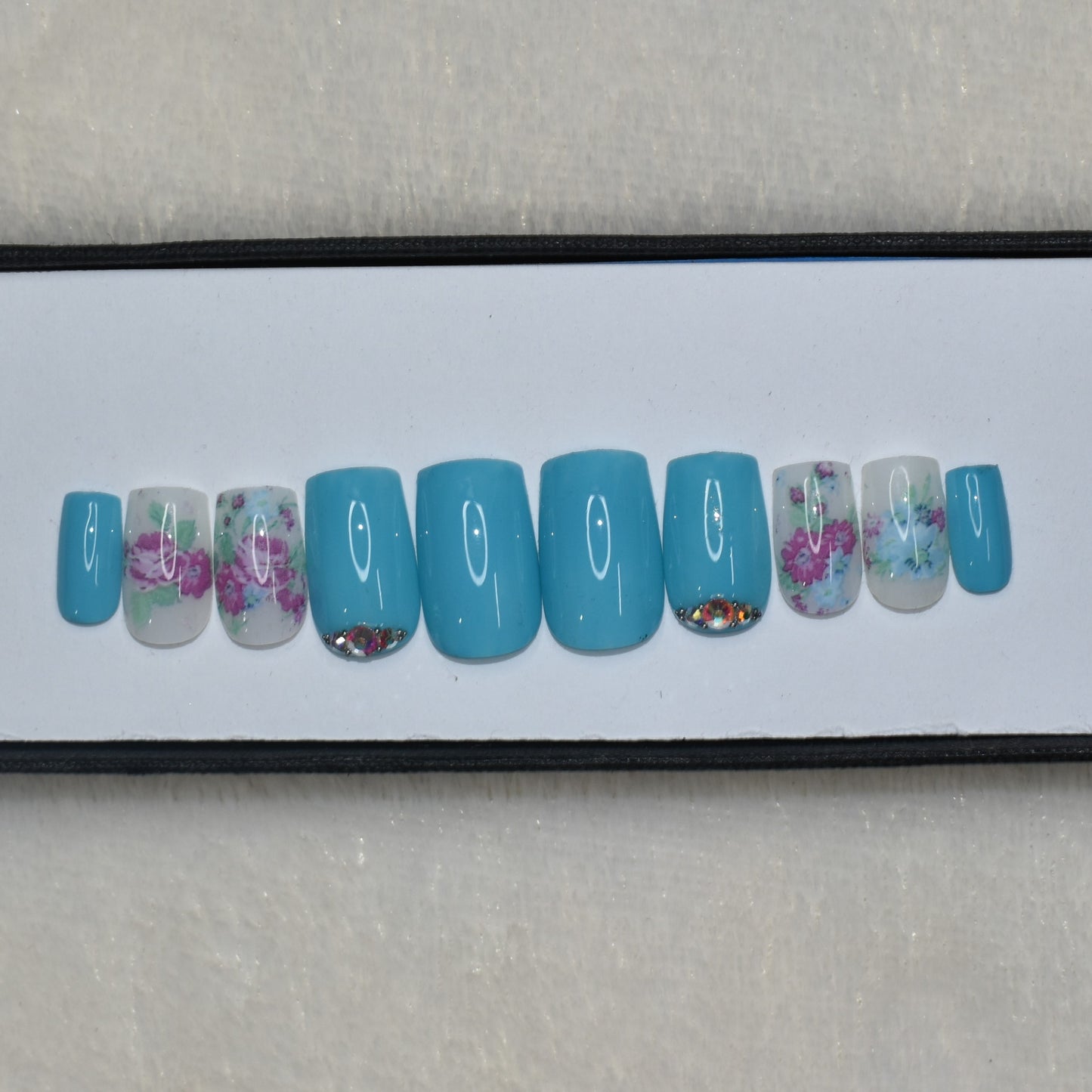 Glossy Light blue Floral Rhinestones Press on Nails Set // 328