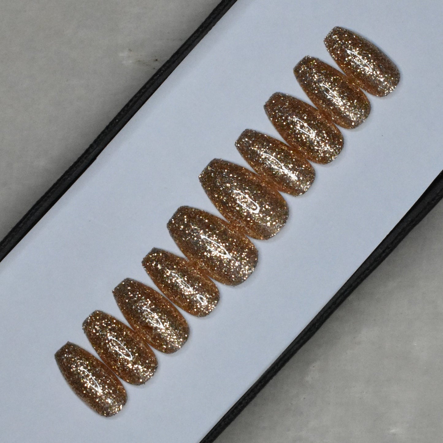 Glossy Golden Glitter Press on Nails Set // 378