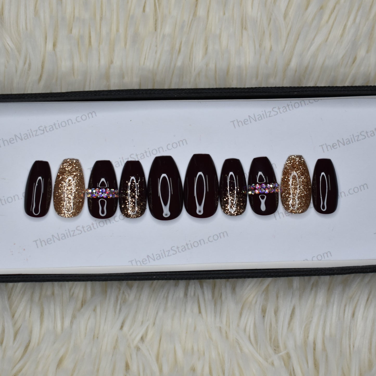 Glossy Dark Maroon Glitter and Rhinestones Press on Nails Set // 351