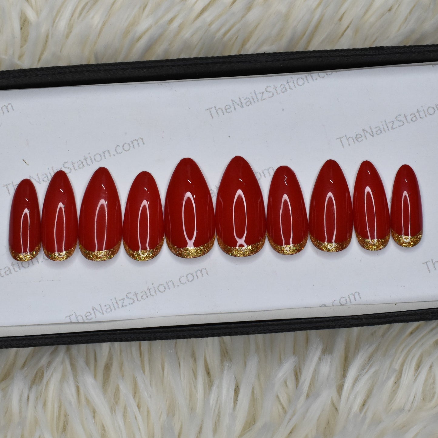 Glossy Red with reverse French Press on Nails Set // 381