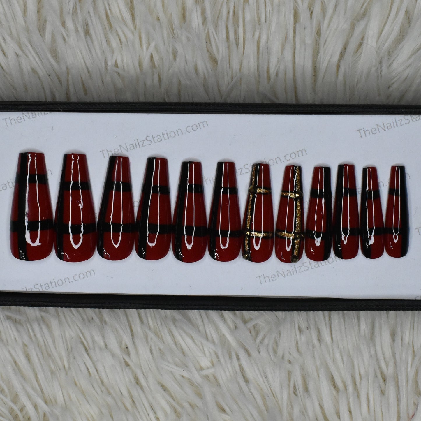 Glossy Red Plaids Press on Nails Set // 434