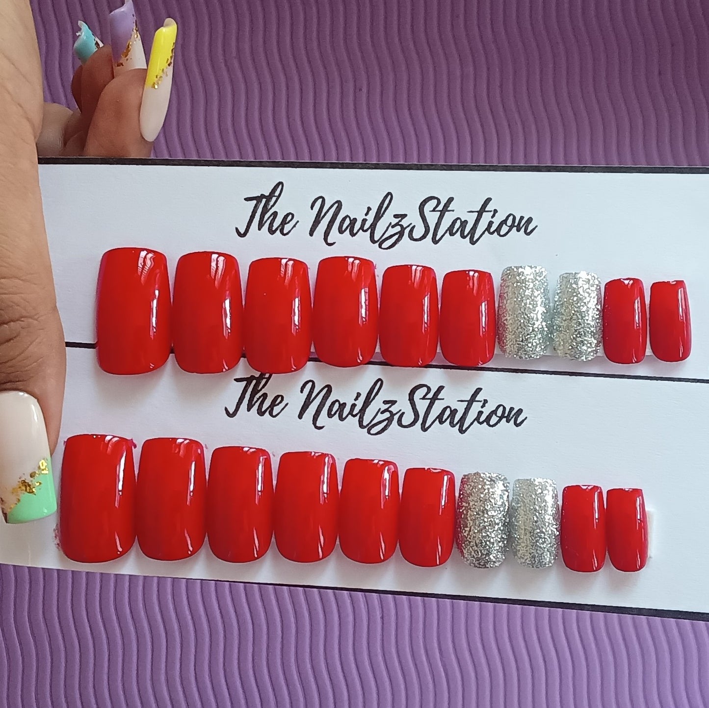 Glossy Red Silver Glitter Press on Nails Set (20 nails / Medium Square)