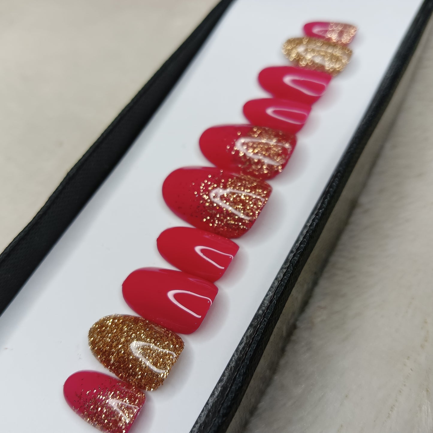 Glossy Pink Golden Glitter Press on Nails Set // 456