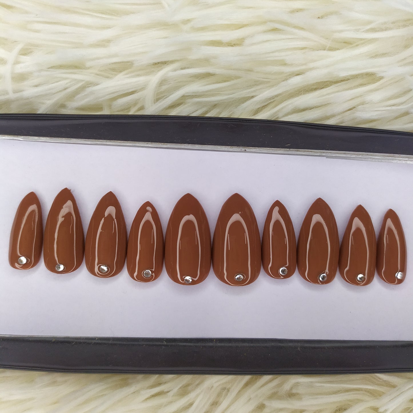 Glossy Brown rhinestones Press on Nails Set // 216