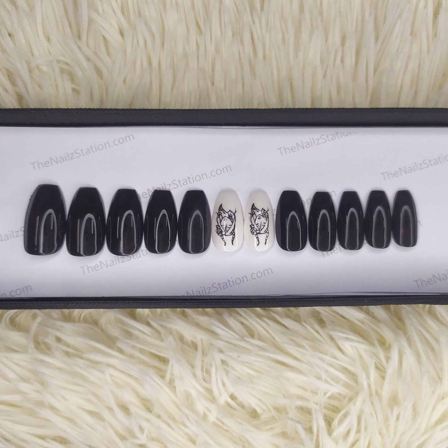 Glossy Black Maleficent Press on Nails // 333