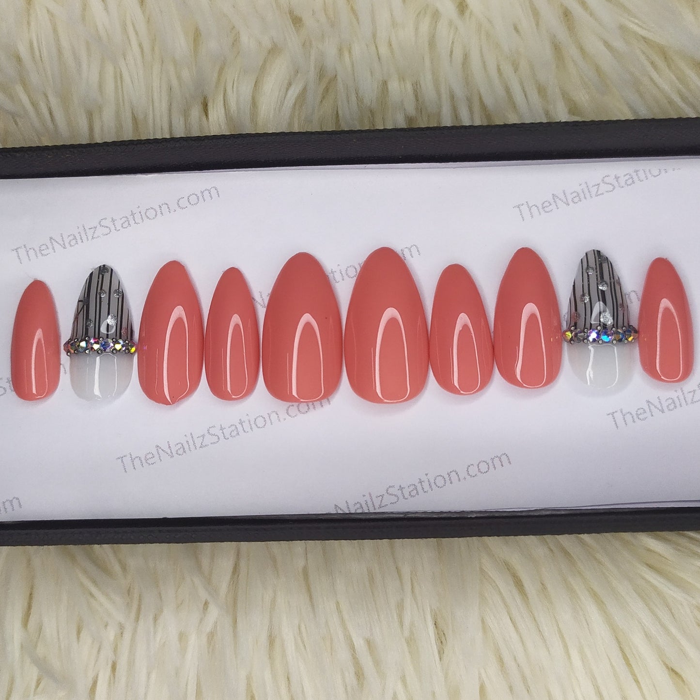 Glossy Peach Rhinestones Press on Nails Set // 348