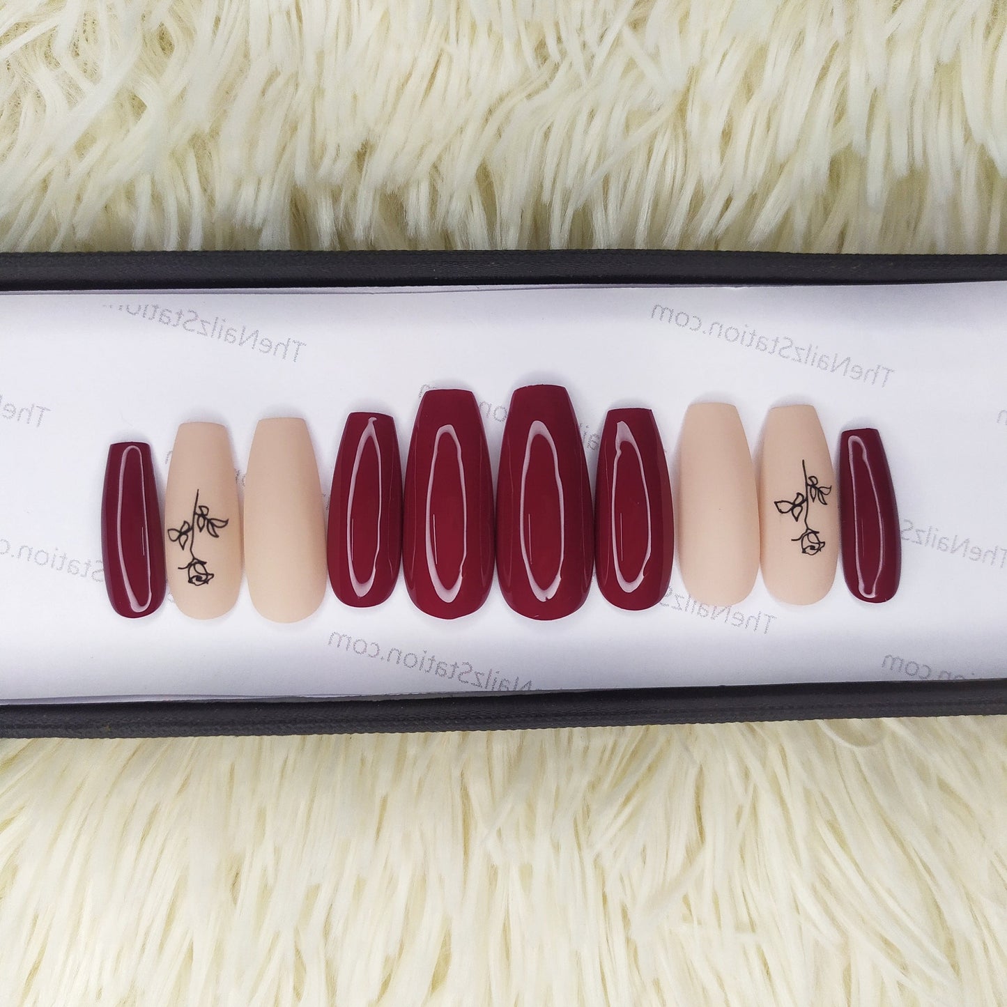 Dark Pink and Nude flower Press on Nails Sets // 339