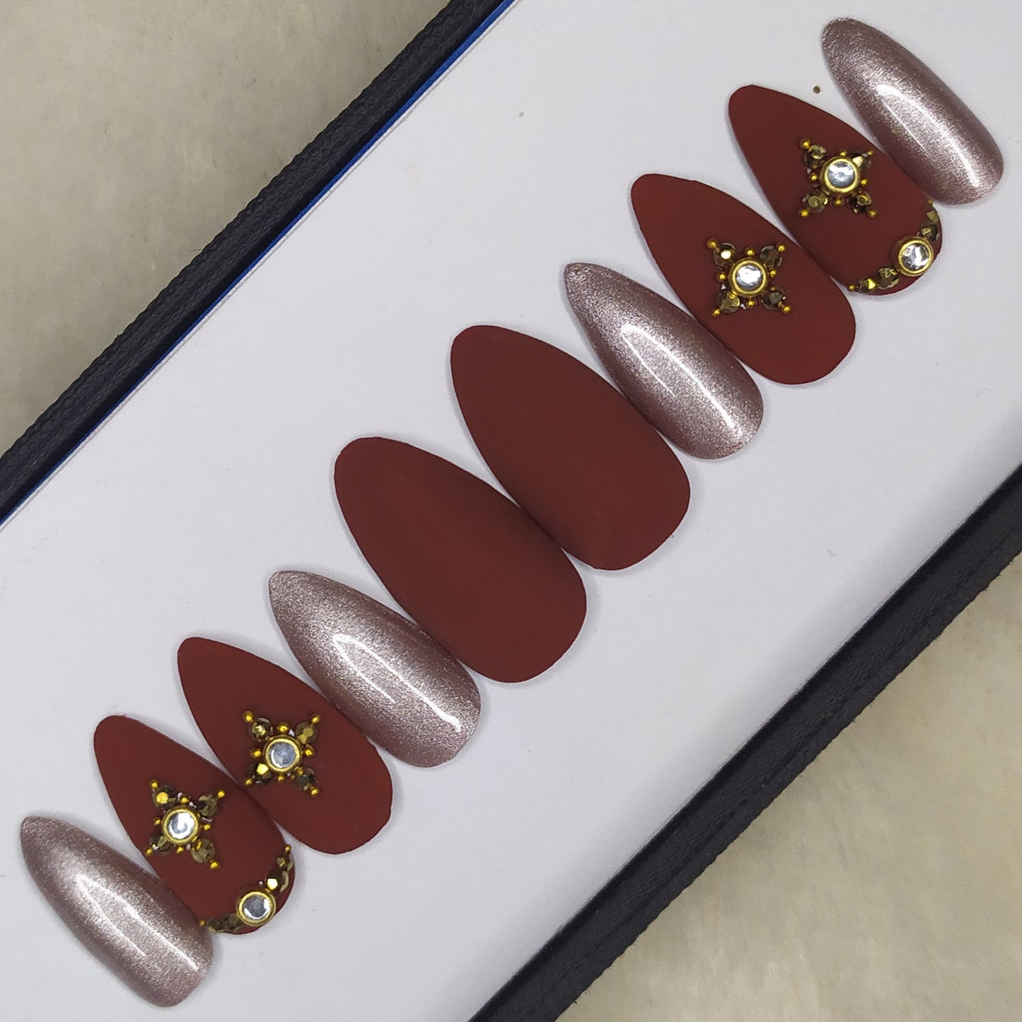Matte Maroon and Rose Gold Press on Nails Set// 225