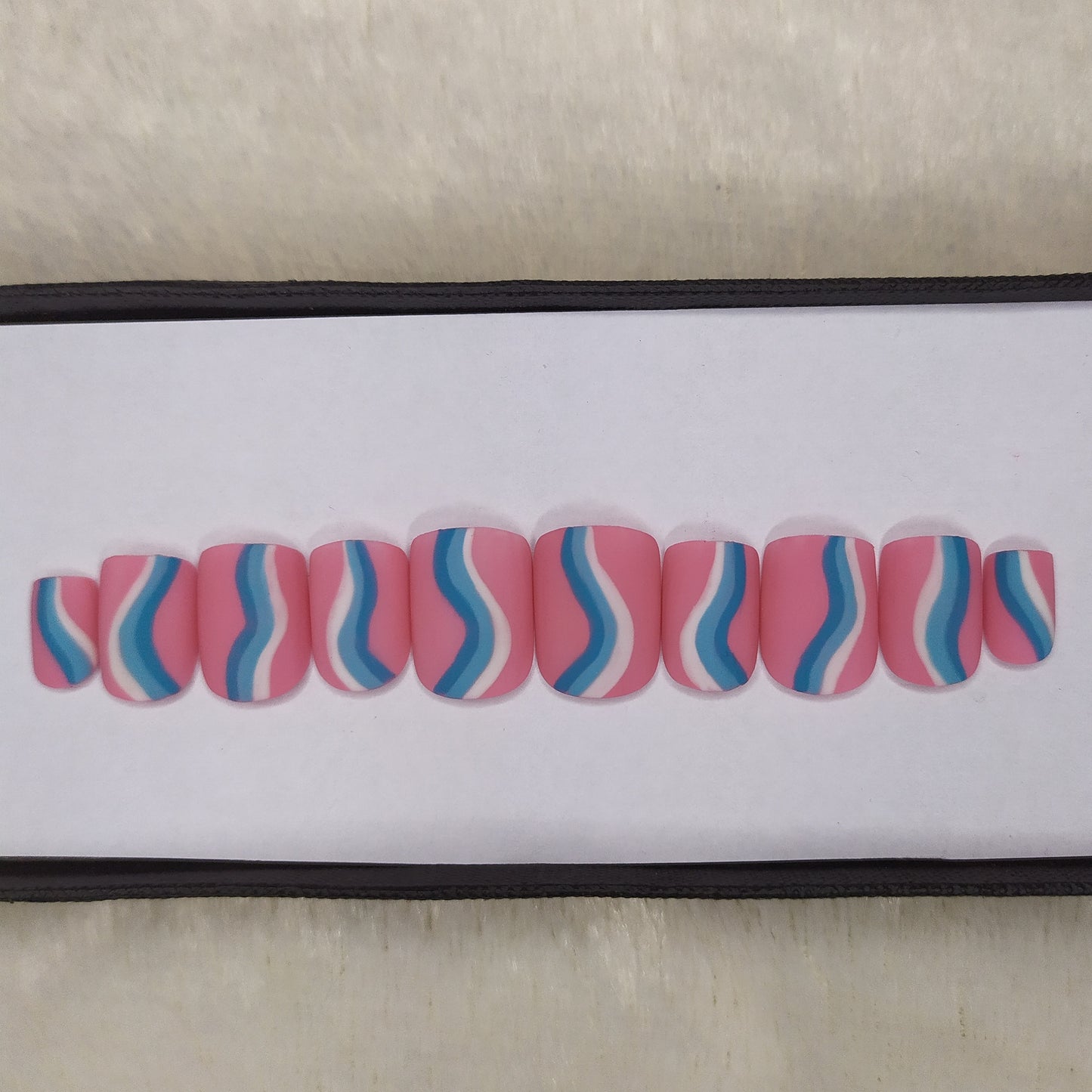 Matte Light Pink Swirls Press on Nails Set // 528