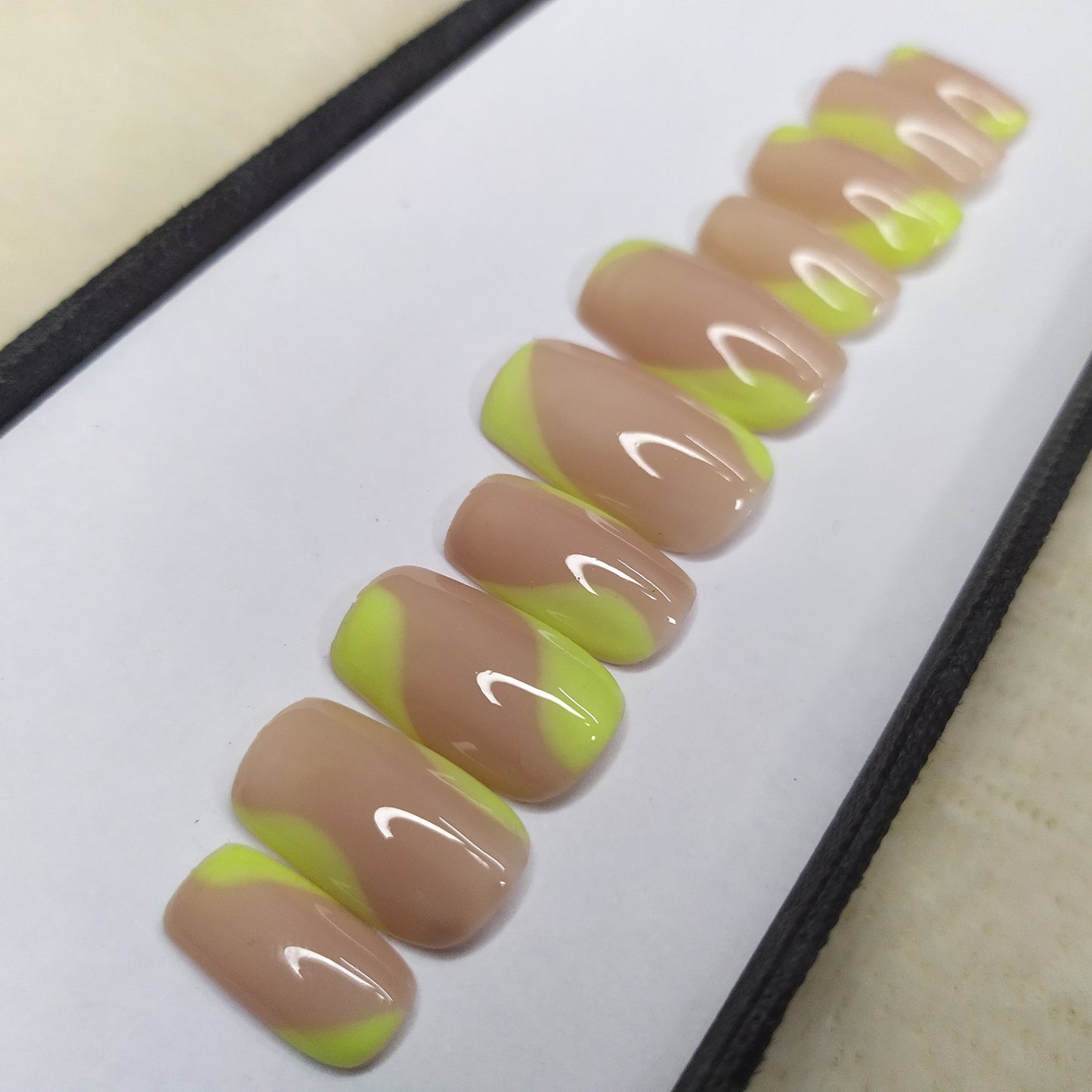 Glossy Light Green Swirls Print Press on Nails Set // 577