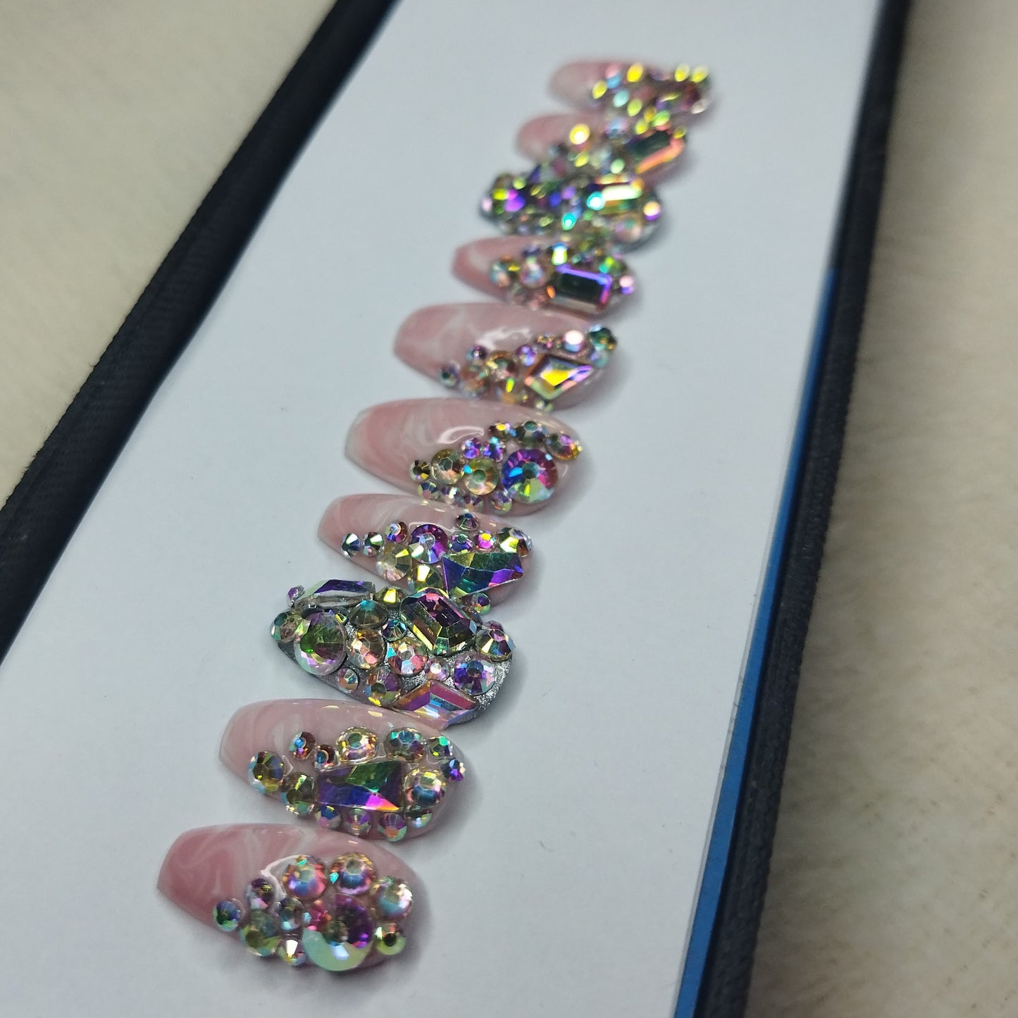 Lux Collection : Glossy Peach Marble Rhinestones Press on Nails Set // 555