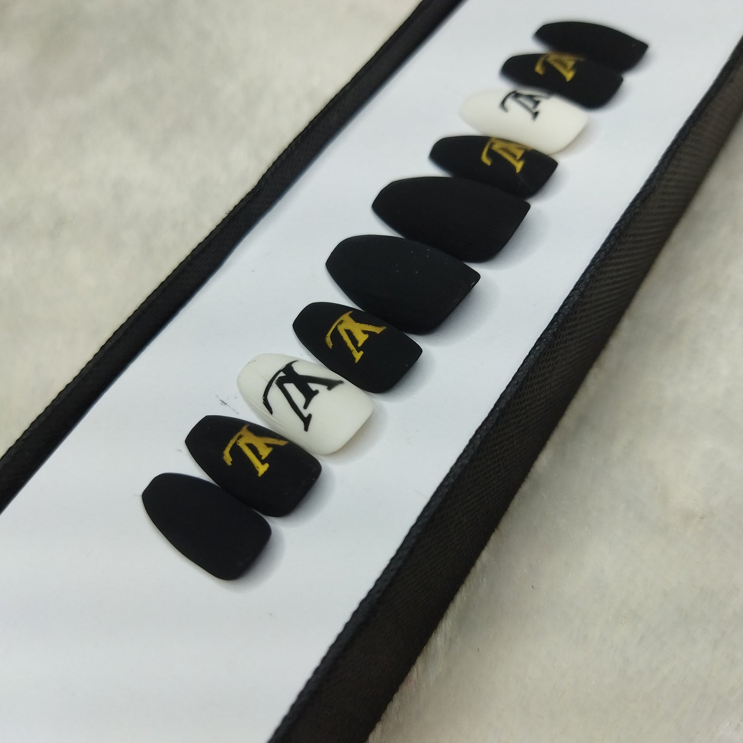 Matte Black & White Brands Print Press on Nails Set // 681