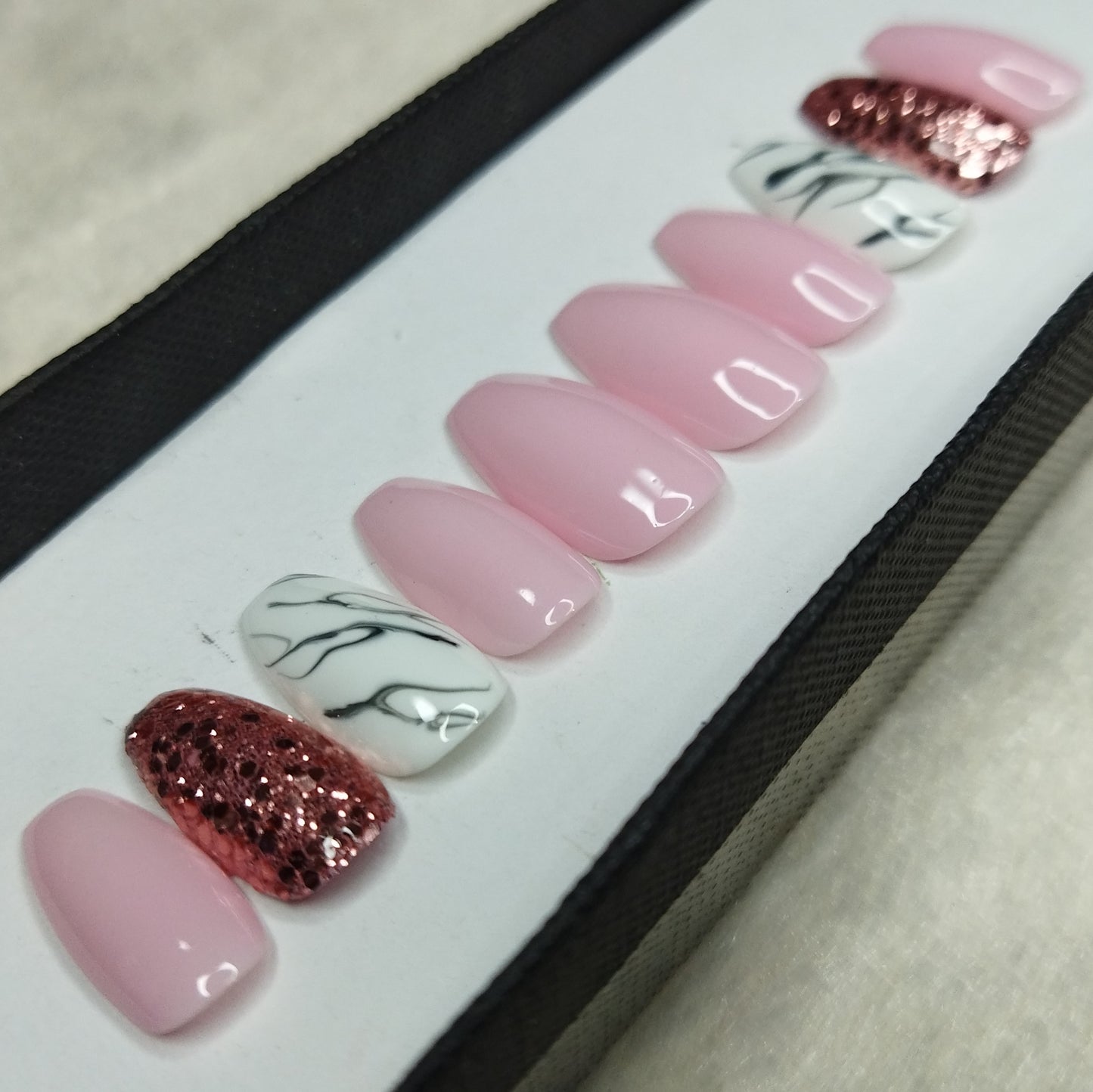Glossy Light Pink Marble Press on Nails Set // 678