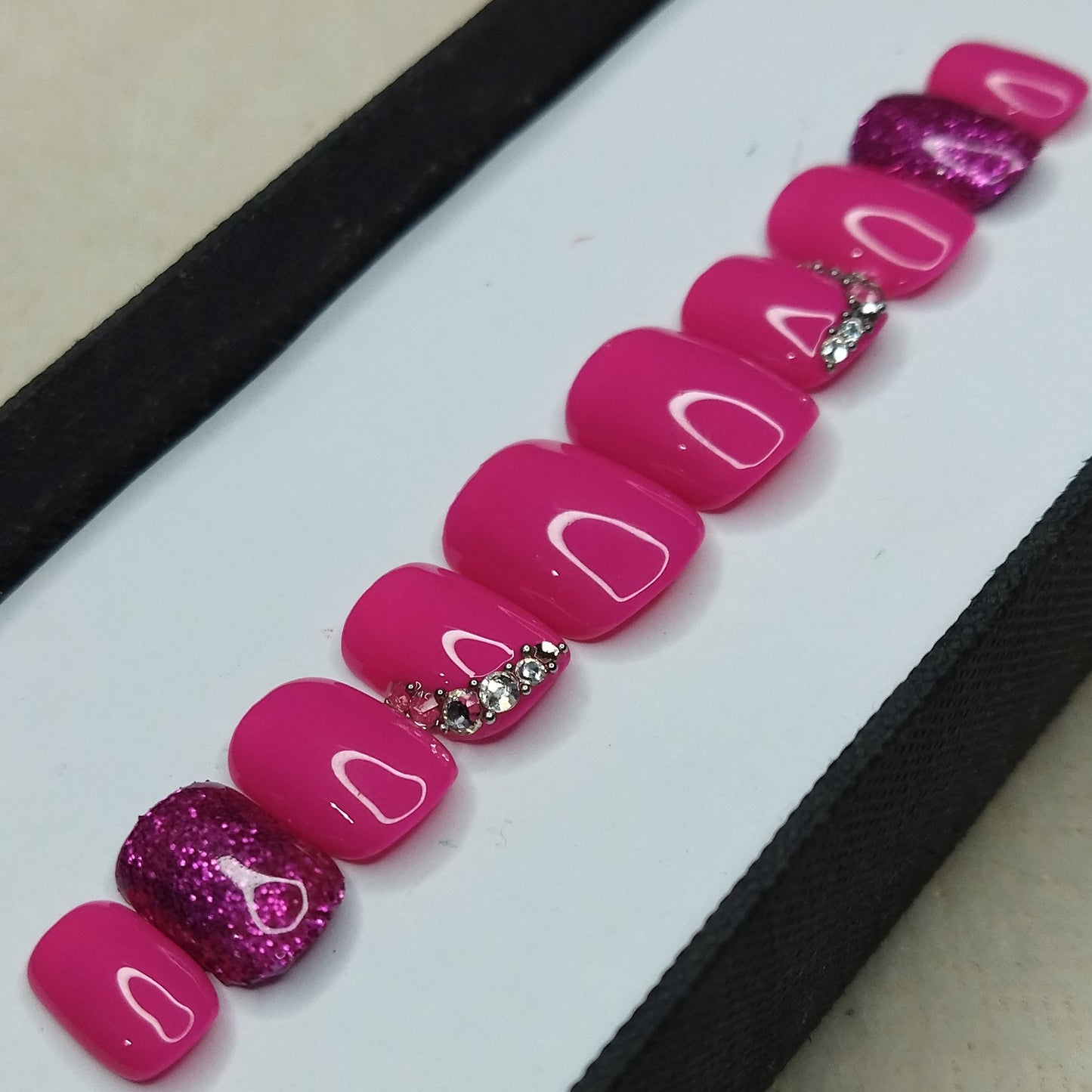 Glossy Pink Glitter Rhinestone Print Press on Nails Set // 745