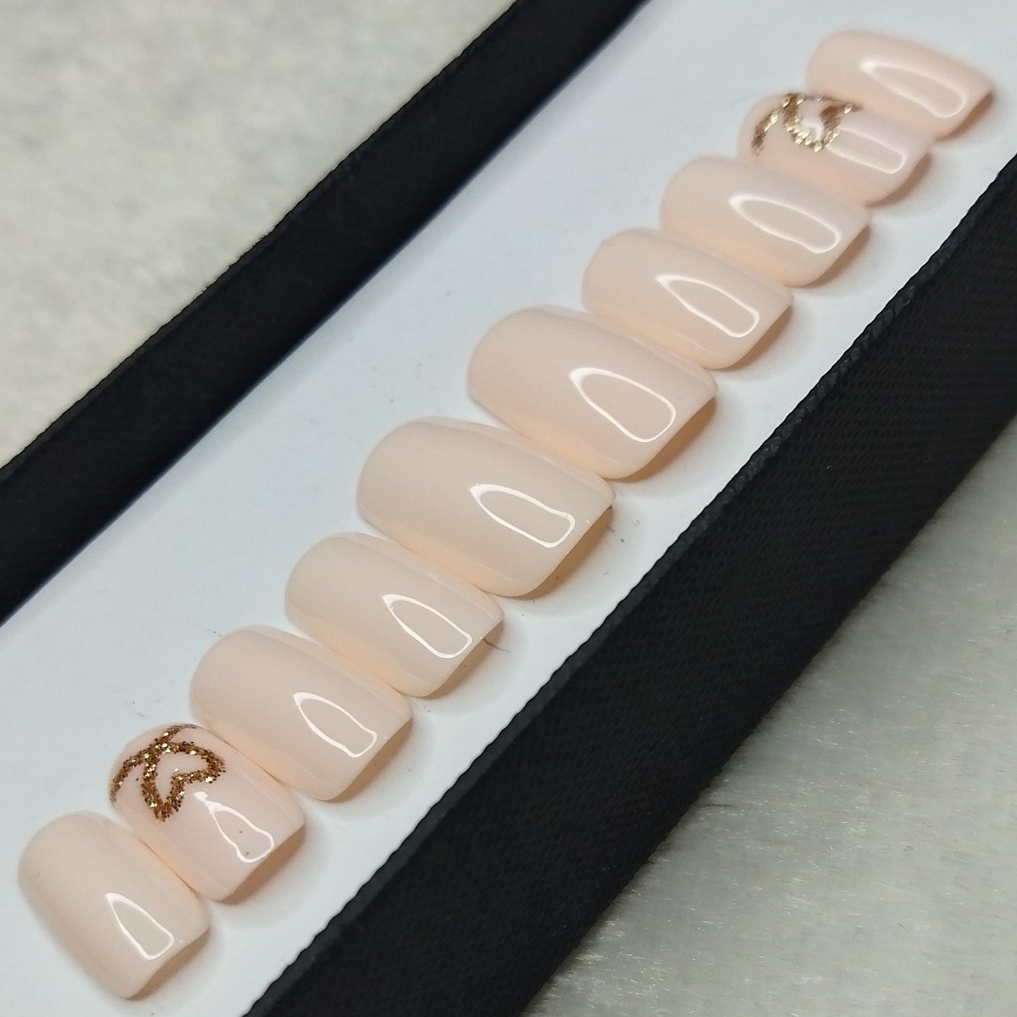 Glossy Light Pink Glitter Heart Print Press on Nails Set // 698