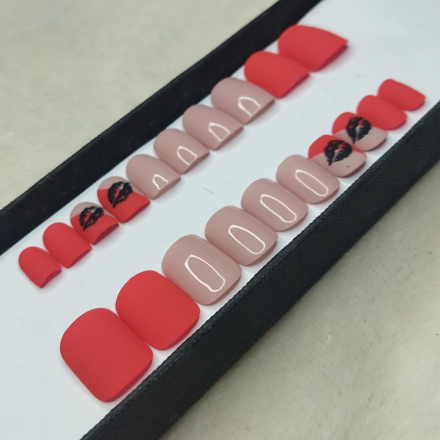 Valentine Collection: Matte Pink Kiss Press on Nails Set // 700