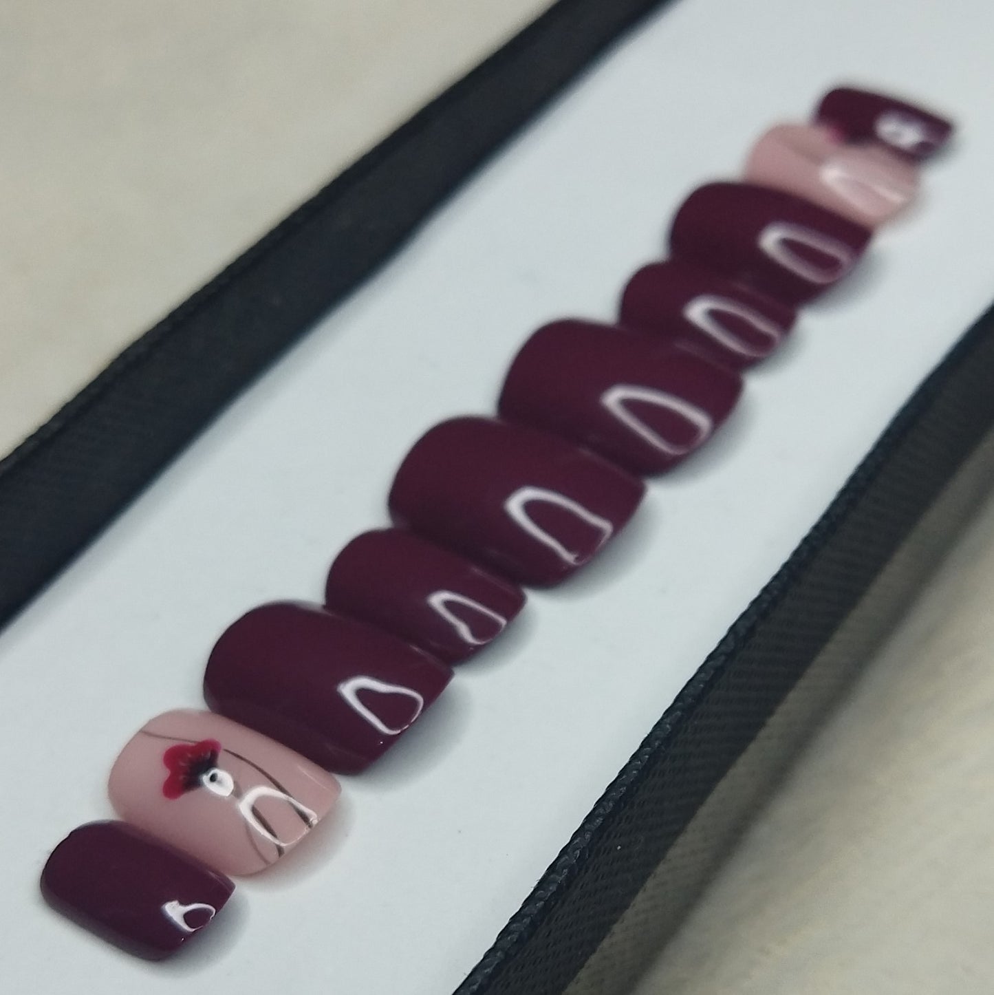 Glossy Plum Floral Print Press on Nails Set // 837