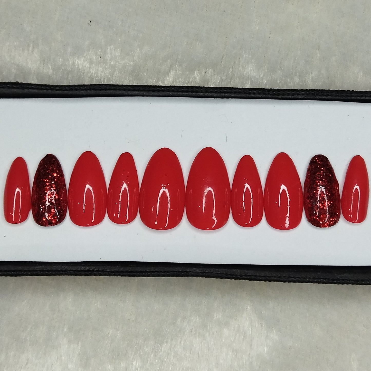 Glossy Red Glitter Press on Nails Set // 828