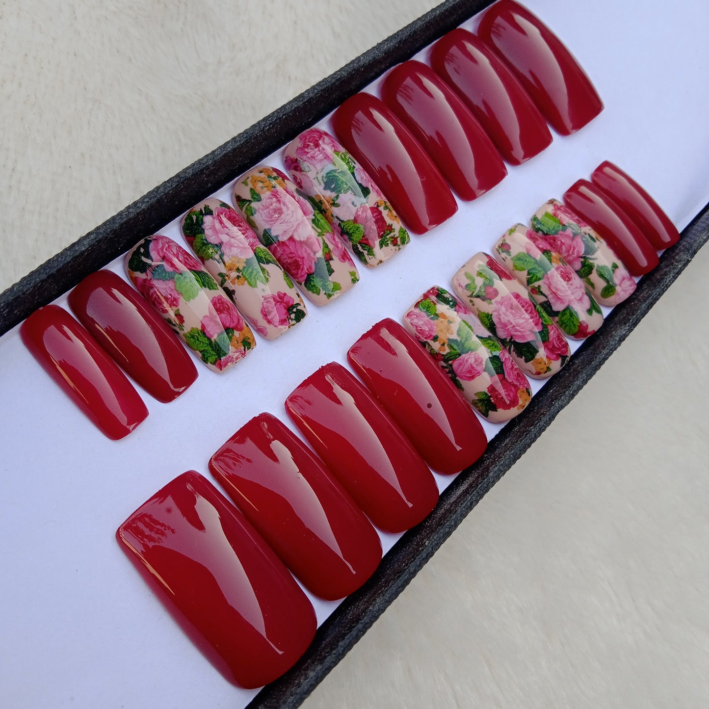 Glossy Red Floral Print Press on Nails Set //886