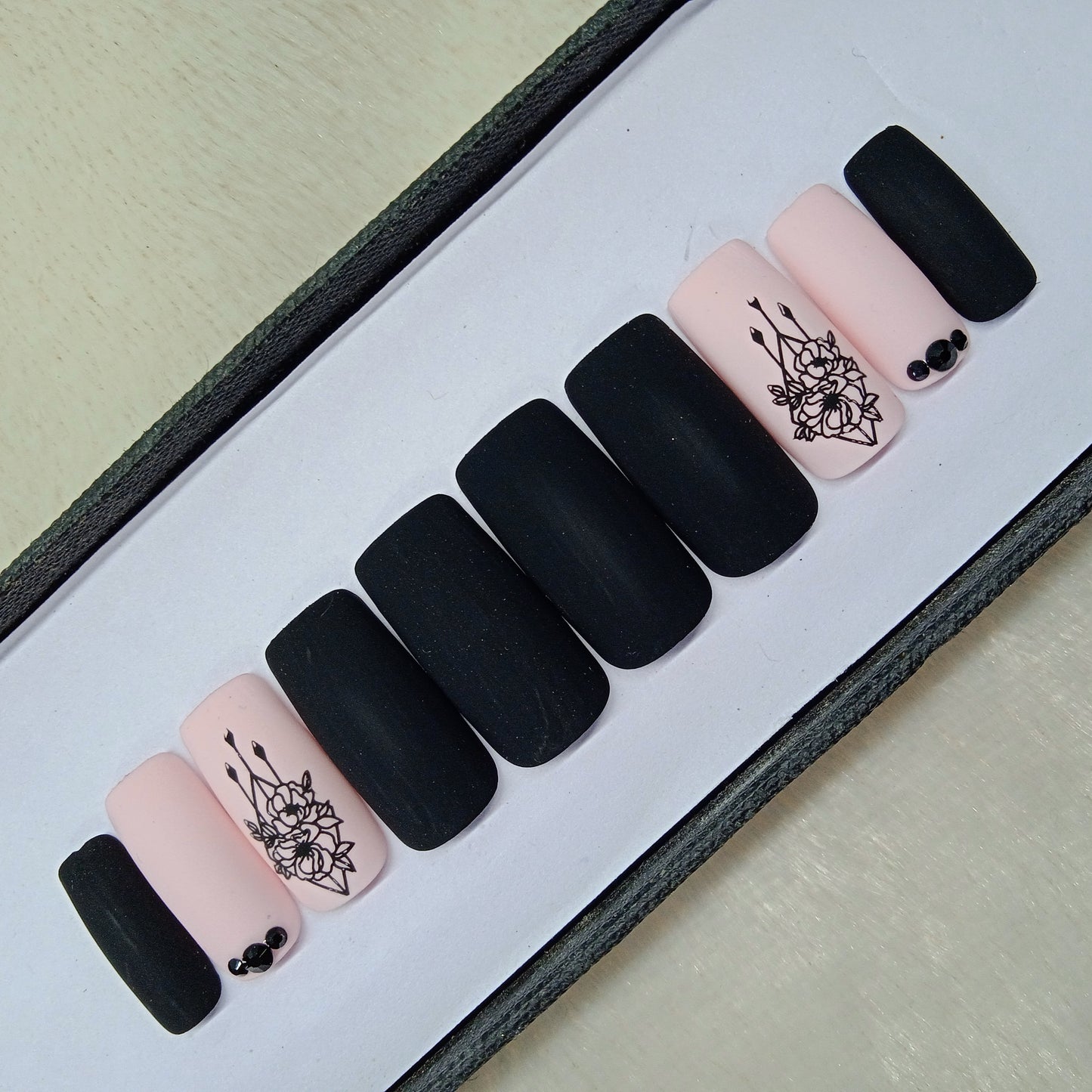 Matte Black And Light Pink Rhinestone Print Press on Nails Set //897