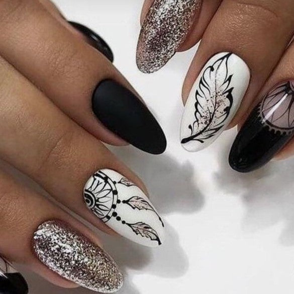 Glossy Black Glitter Printed Press on Fake Nails // tns225