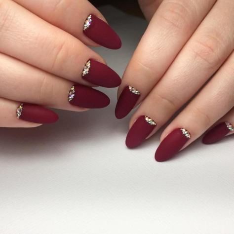 Matte Maroon Studded Press on Fake Artificial Nails / tns541