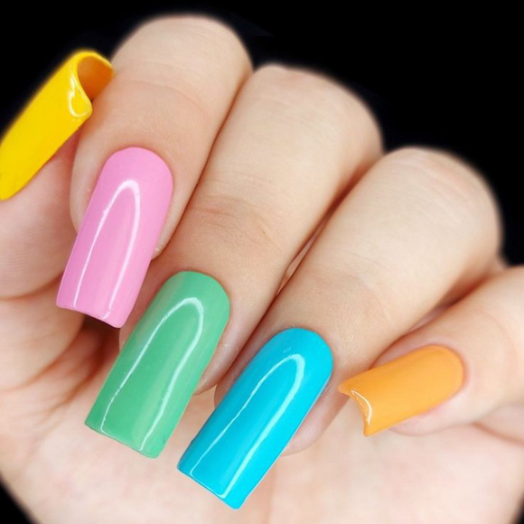 Glossy Colorful Pastels Press on Fake Nails // tns835