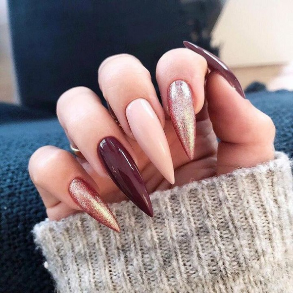 Beauty fans 'repulsed' by woman's false nails after she let them grow out -  Mirror Online