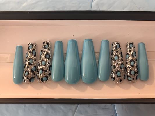 Glossy Light Blue Animal Print Press on Fake Nails // tns939