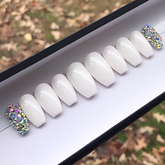 Glossy White Studded Press on Fake Nails // tns921