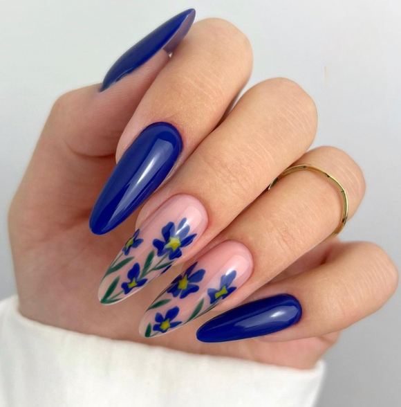 Glossy Blue Floral Press on Fake Nails // tns889