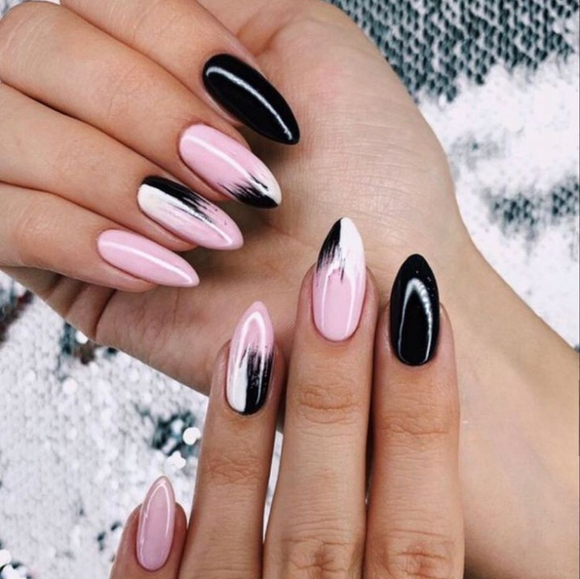 Glossy Black Pink Strips Press on Fake Artificial Nails / tns514