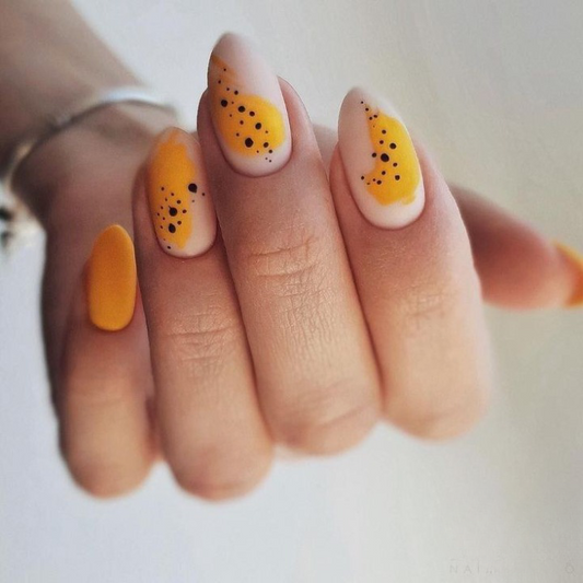 Matte Yellow Abstract Press on Fake Artificial Nails / tns539