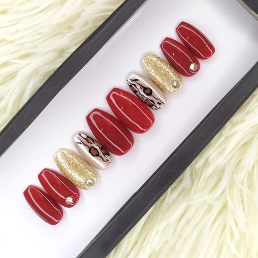 The NailzStation Glossy Maroon Glitter Press on Fake Artificial Nails Set with glue, filer, sticker application kit // 1349