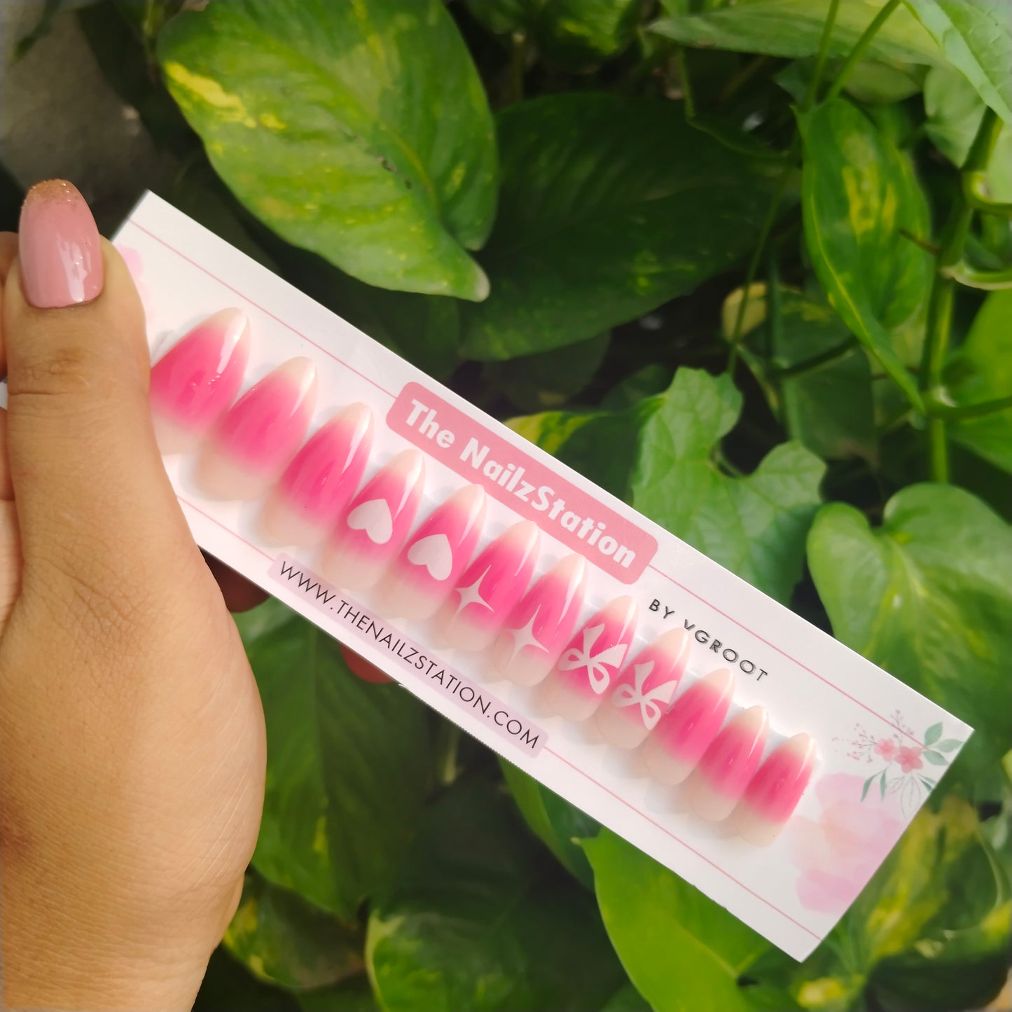 The NailzStation Glossy Pink Bow Press on Fake Artificial Nails Set with glue, filer, sticker application kit // 1272