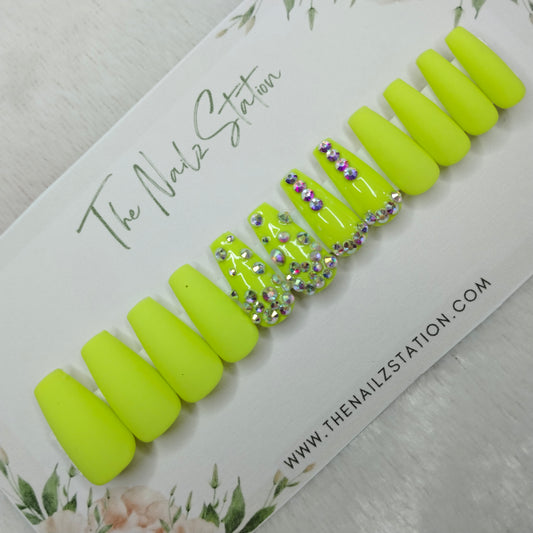 The NailzStation Matte Neon Green Studded Press on Fake Artificial Nails Set with glue, filer, sticker application kit // 1403