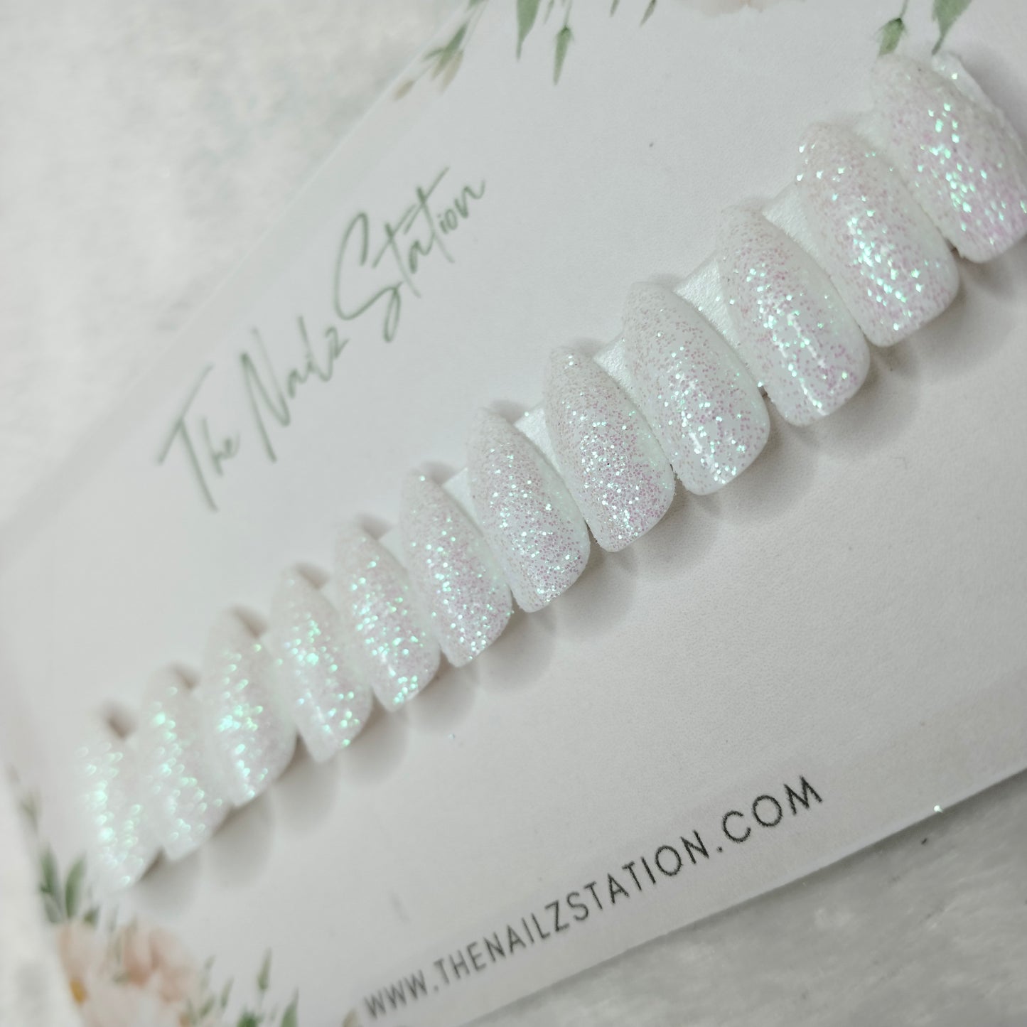 The NailzStation Glossy White Glitter Press on Fake Artificial Nails Set with glue, filer, sticker application kit // 1453