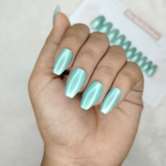 The NailzStation Glossy Green Chrome Press on Fake Artificial Nails Set with glue, filer, sticker application kit // 1467