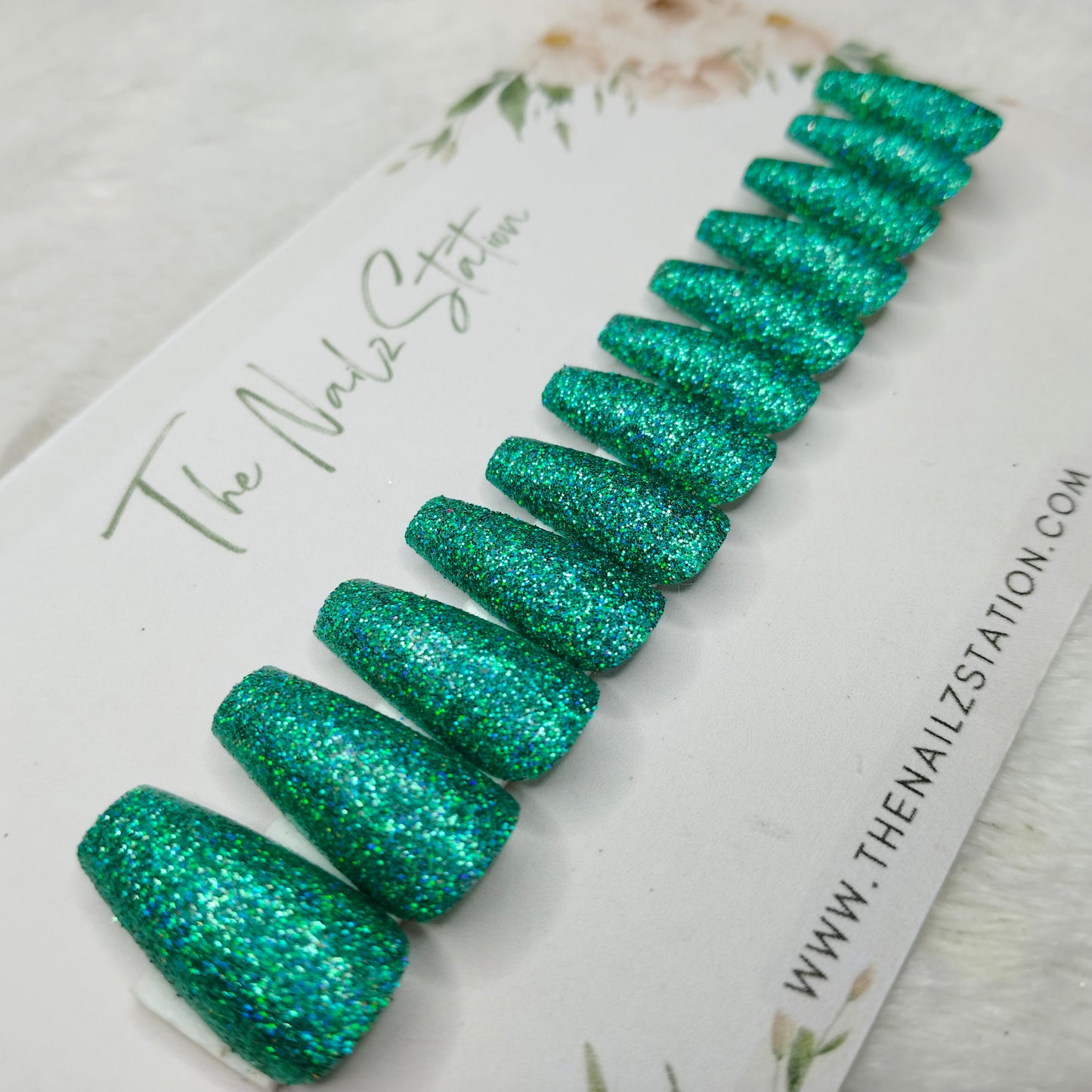 The NailzStation Glossy Green Glitter Press on Fake Artificial Nails Set with glue, filer, sticker application kit // 1490