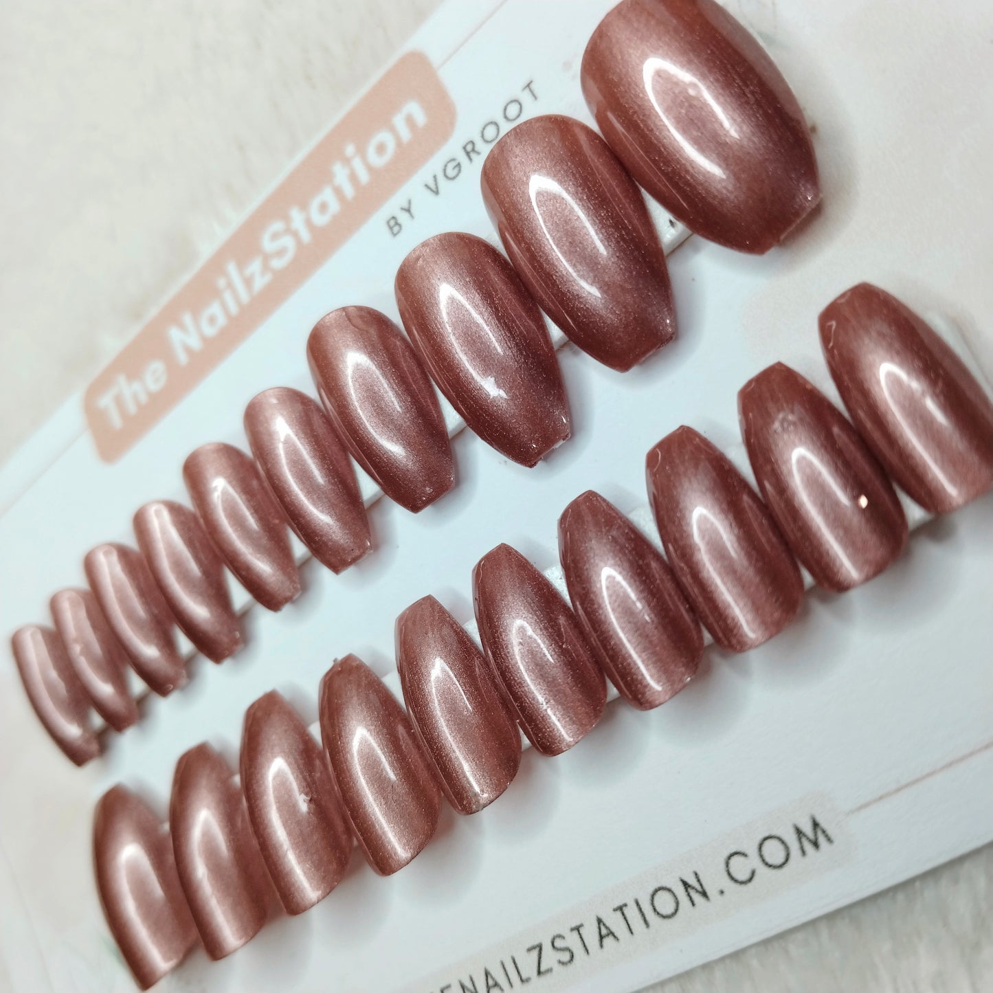 The NailzStation Glossy Mauve Chrome Press on Fake Artificial Nails Set with glue, filer, sticker application kit // 1512