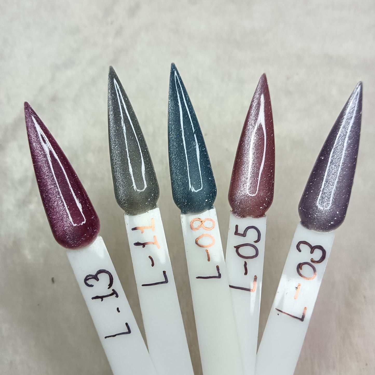 3D Magnetic Cat Eye Magical Press-On Nails L03-L13