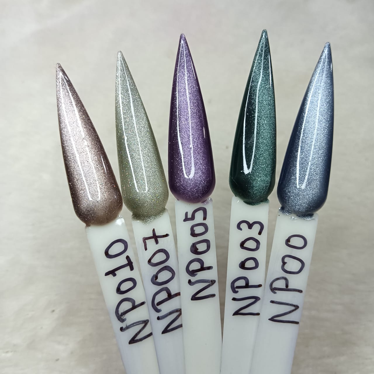 3D Magnetic Cat Eye Magical Press-On Nails NP00-NP010