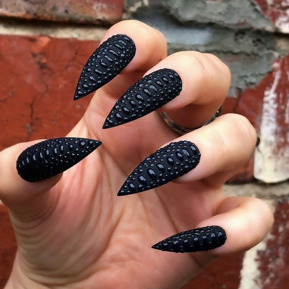 Glossy Black Snake Skin Press on Fake Artificial Nails / tns603