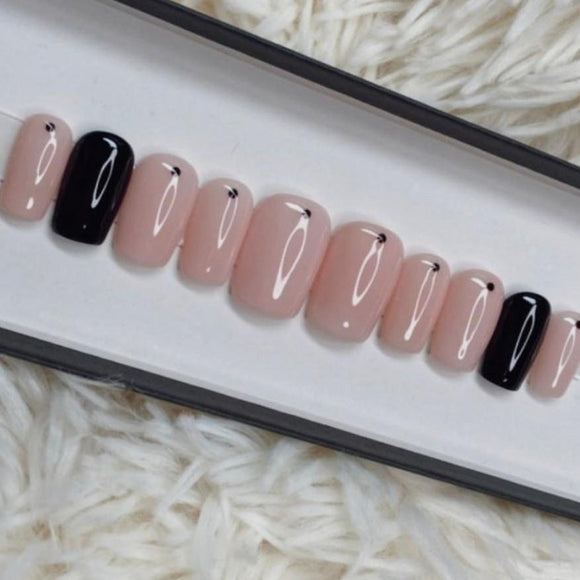 Glossy Nude Studded Press on Fake Artificial Nails / tns827