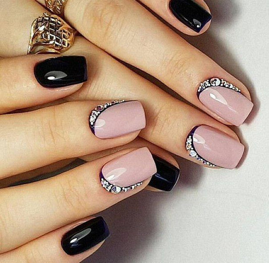 Glossy Black Studded Press on Fake Nails // tns473