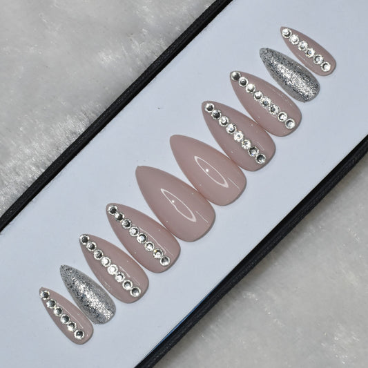 Glossy Pale Pink Rhinestones Press on Nails Set // 531