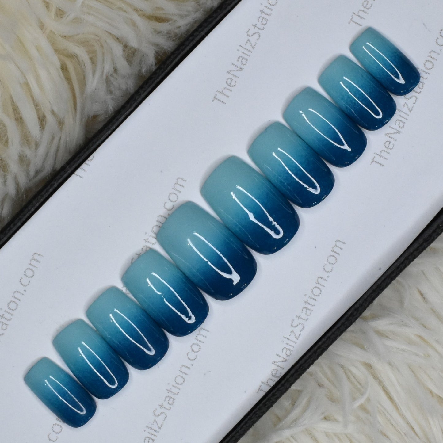 Glossy Light Blue and Dark Blue Ombre Press on Nails Set // 474